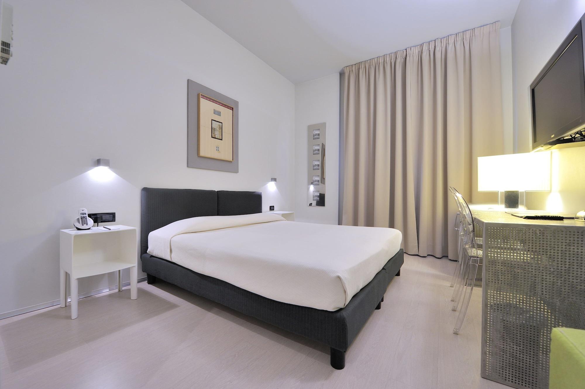 Art Boston 4*